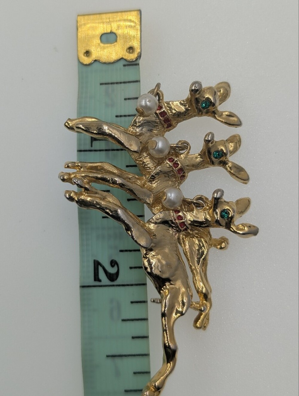 VINTAGE AAI Reindeer Brooch Pin | Trio of Leaping Deer Gold Tone Faux Pearl C41 - Picture 6 of 8